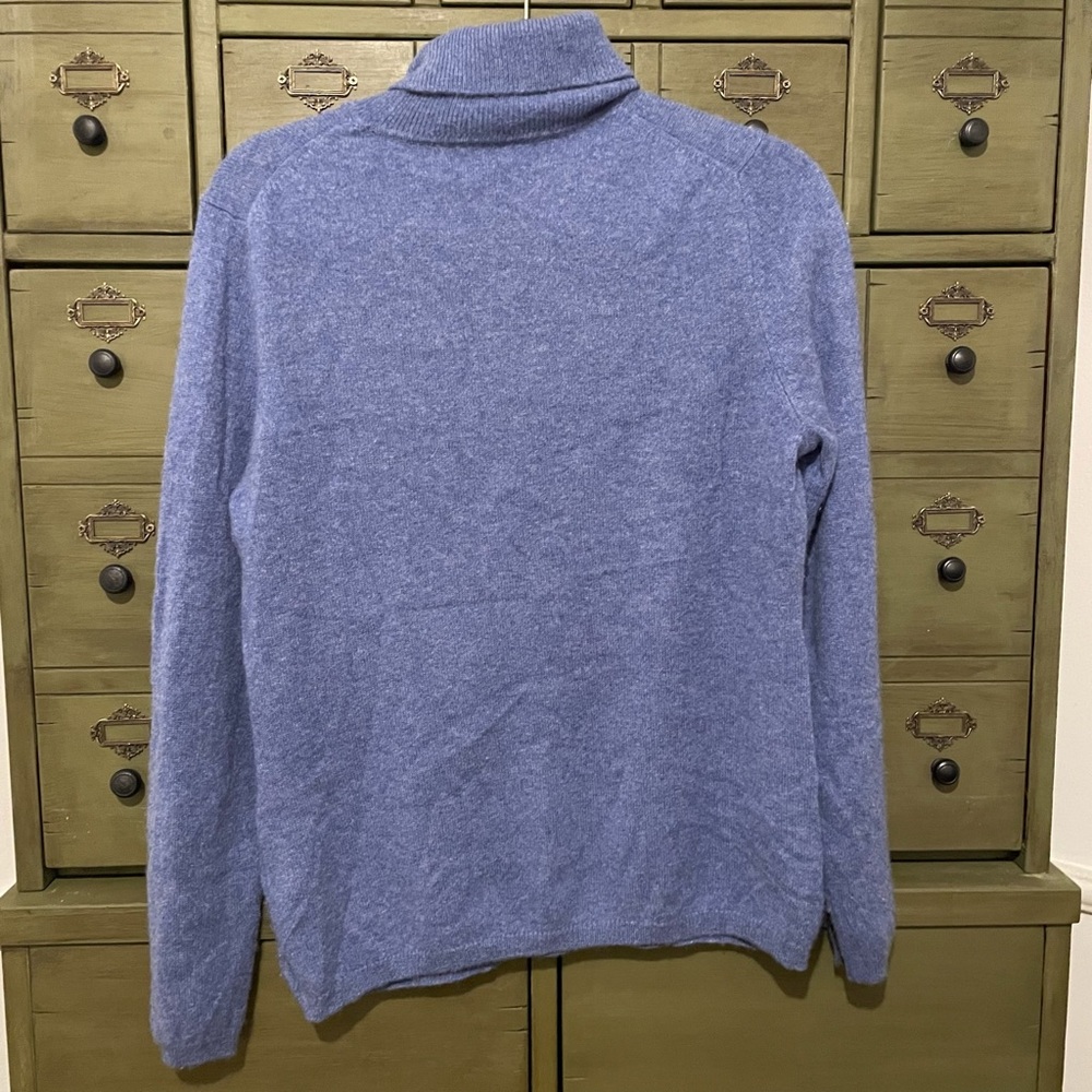 Vintage Blue Charter Club Cashmere Sweater - Picture 2 of 4